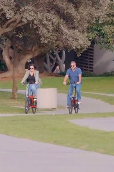 Moov8 eBikes & Scooters 7